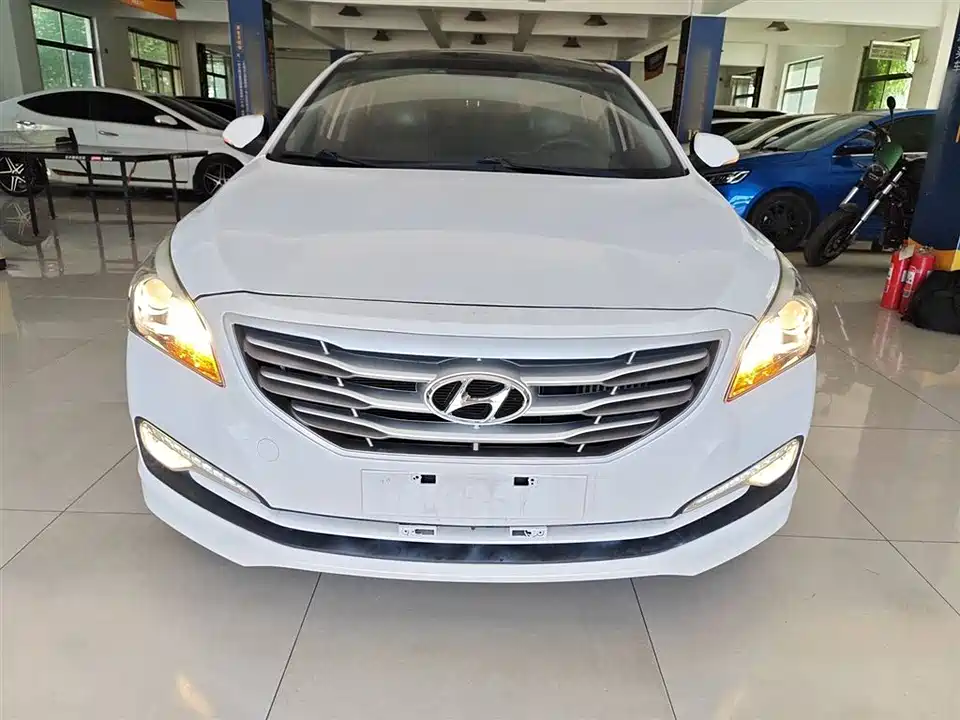 Hyundai Name picture
