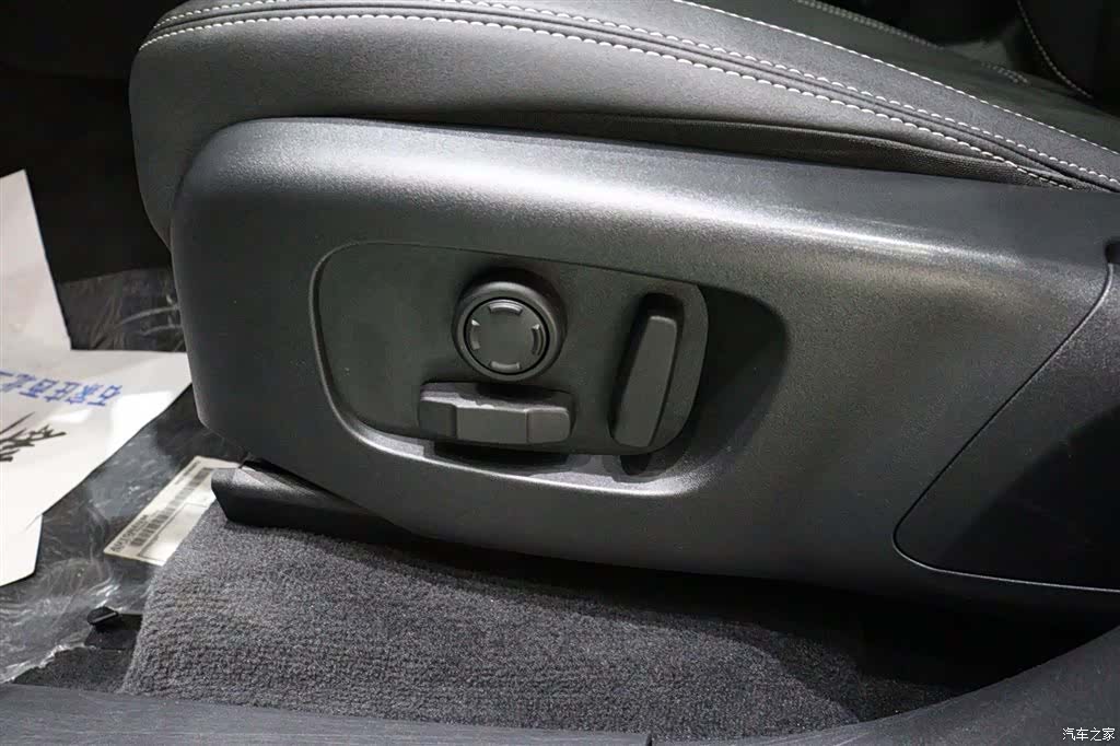 Land Rover Range Rover, 2023 19