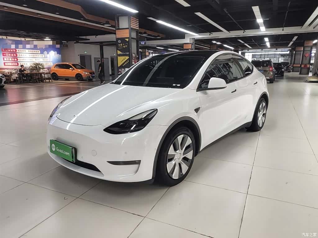 Tesla Model Y, 2021 2