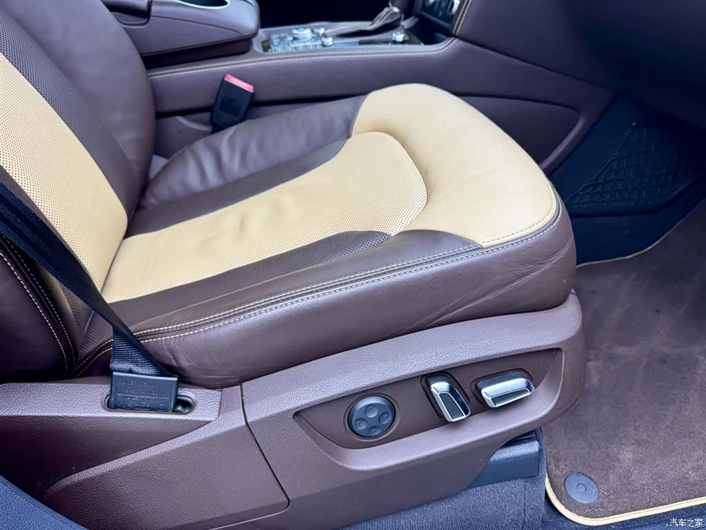 Audi Q7, 2013 22