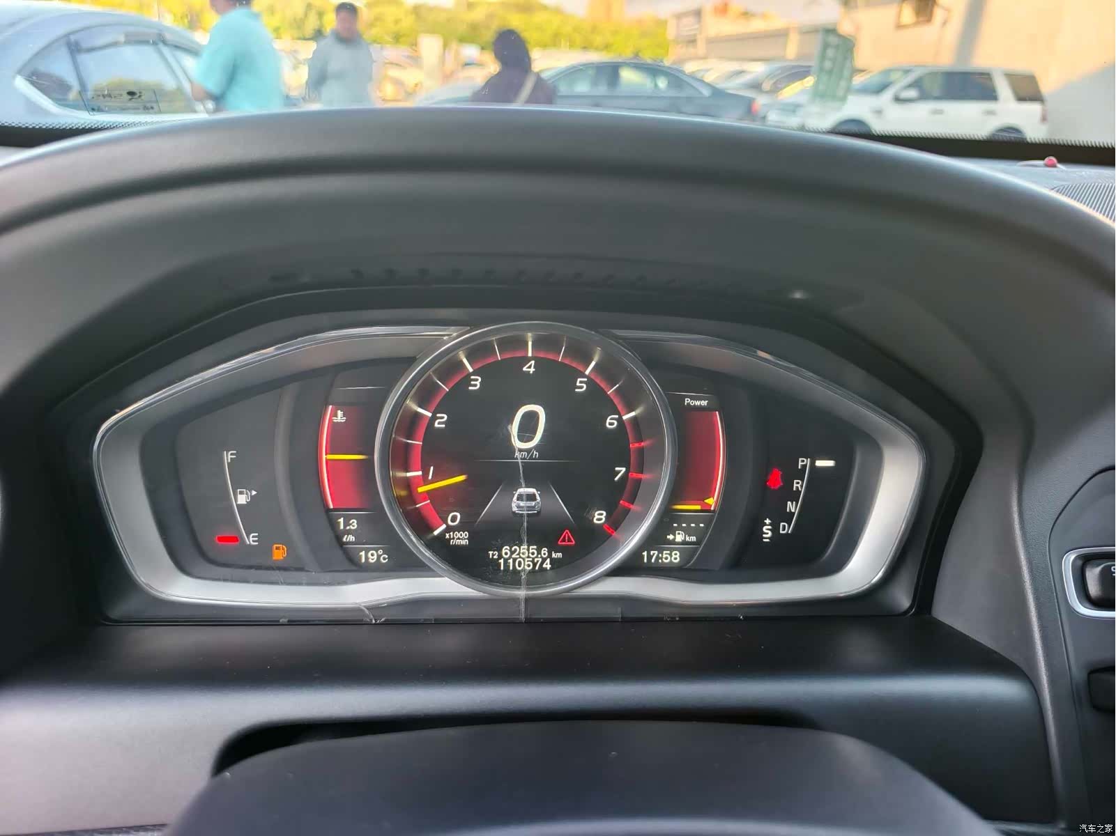 Volvo XC60, 2015 все фото
