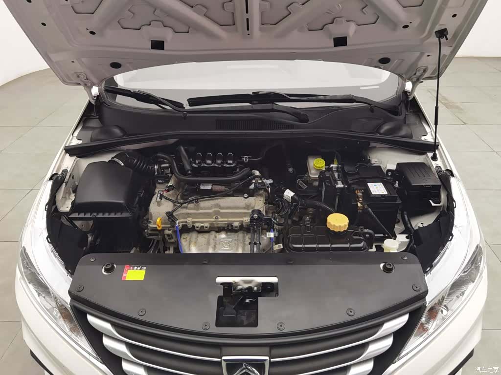 Wuling 310, 2020 6