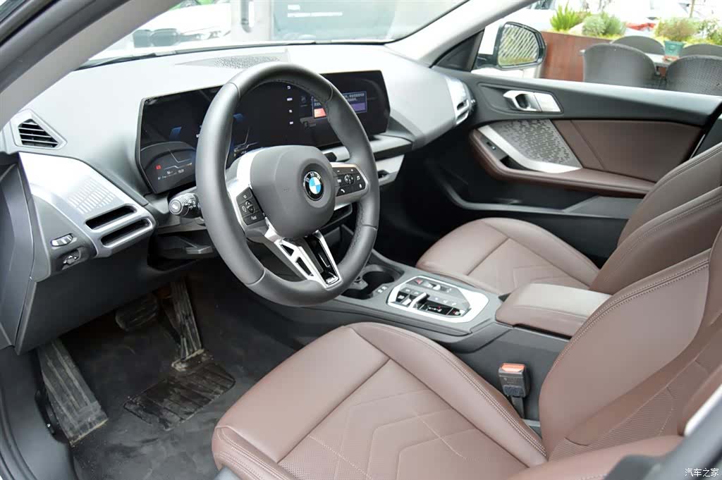 BMW 2 Series, 2025 6