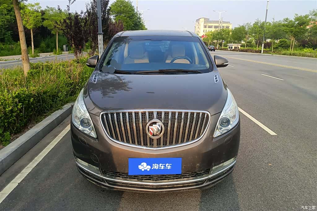 Buick GL8, 2016 2