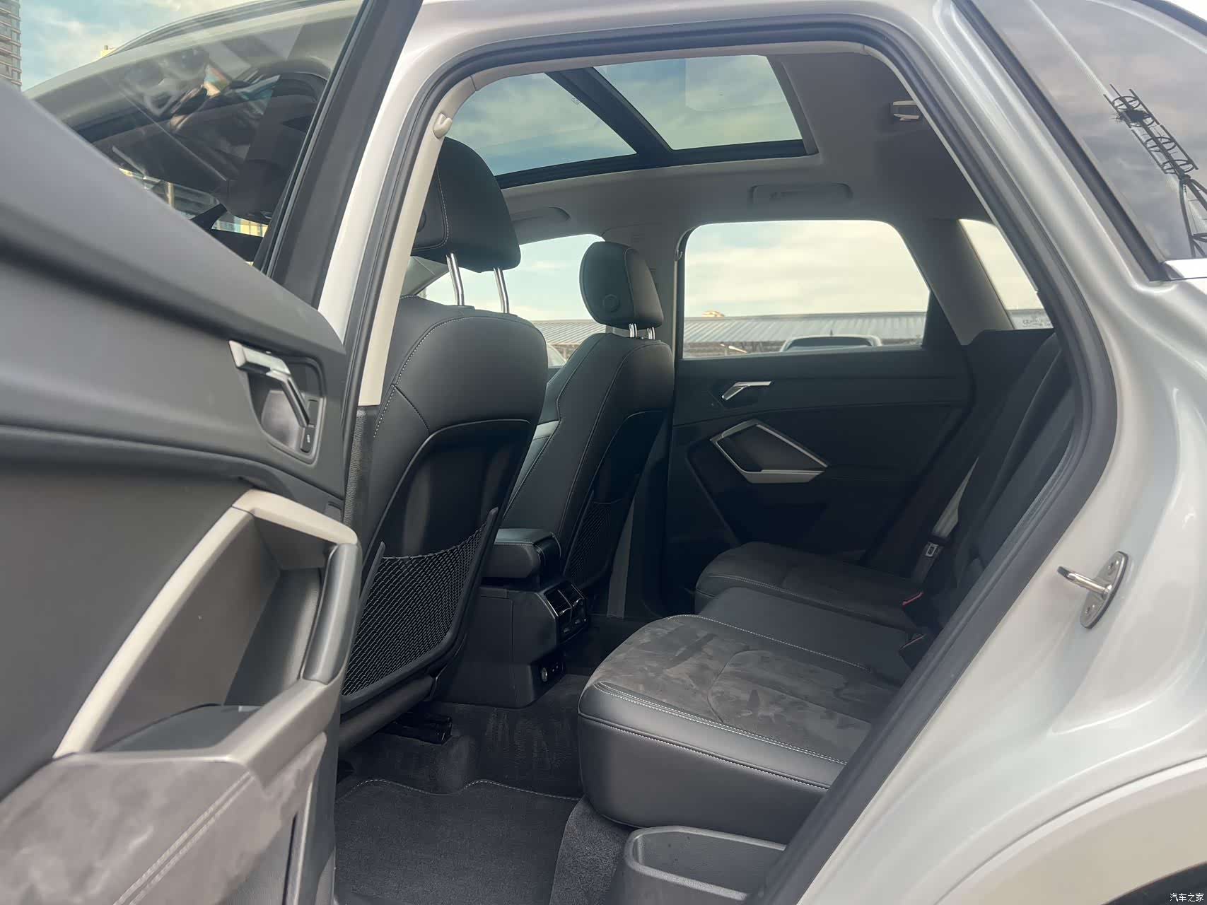 Audi Q3, 2023 все фото