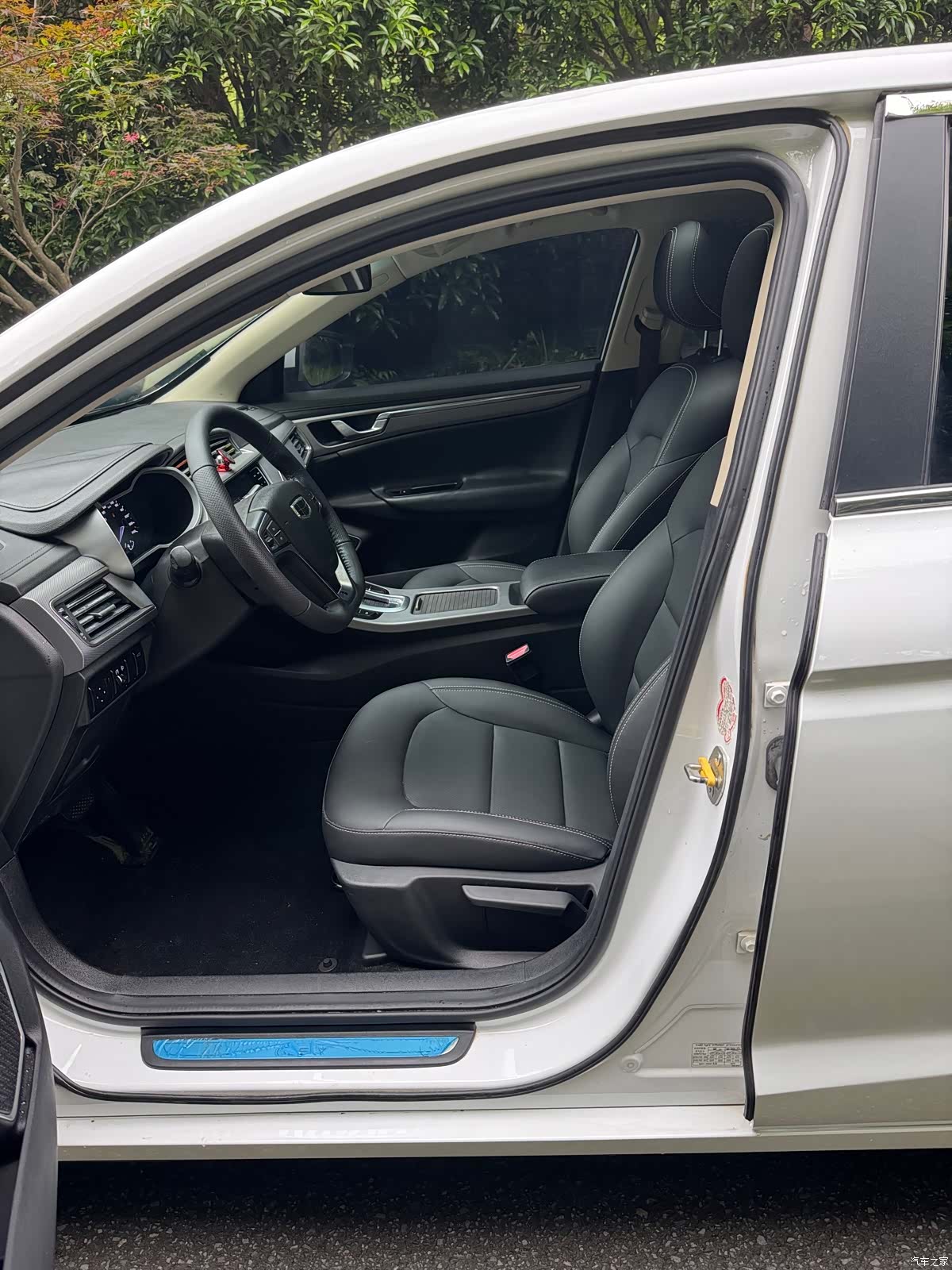 Geely Emgrand, 2018 11
