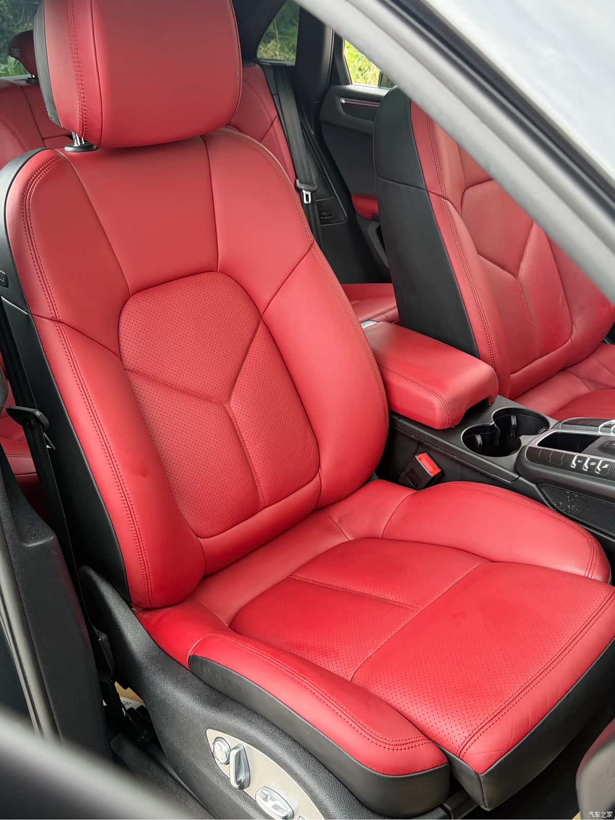 Porsche Macan, 2020 9