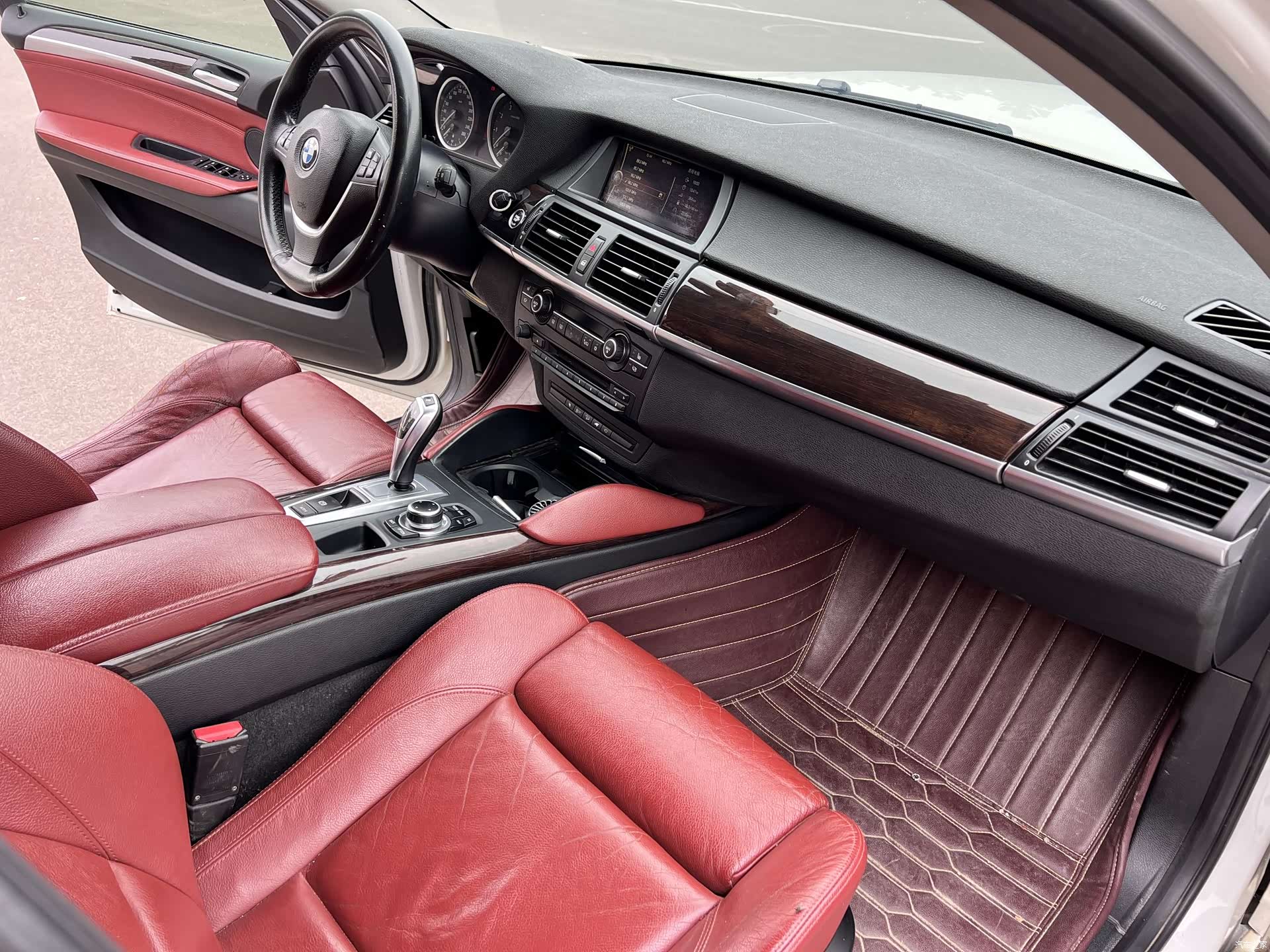 BMW X6, 2015 10