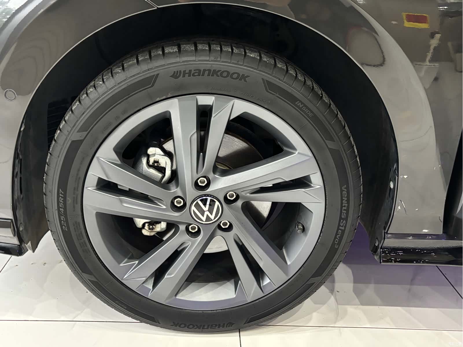 Volkswagen Golf, 2023 19