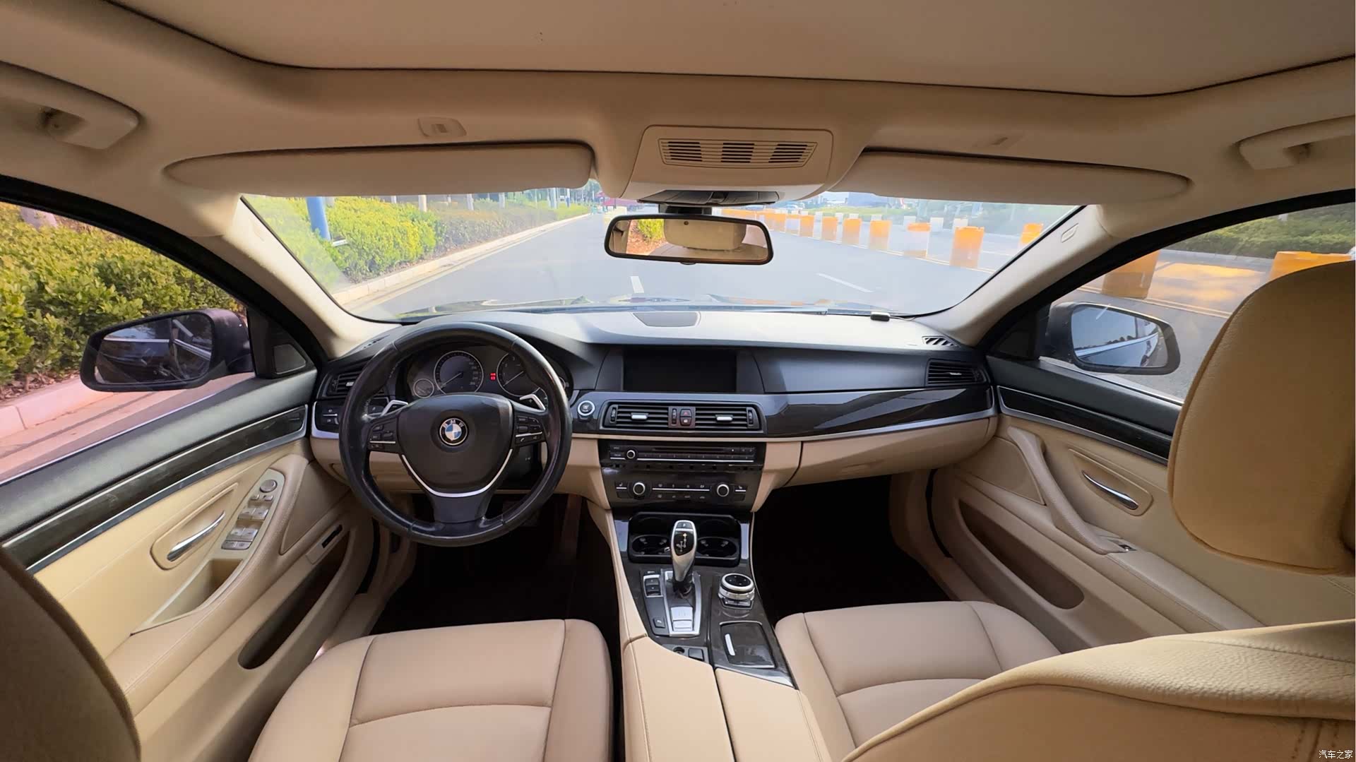 BMW 5 Series, 2012 все фото