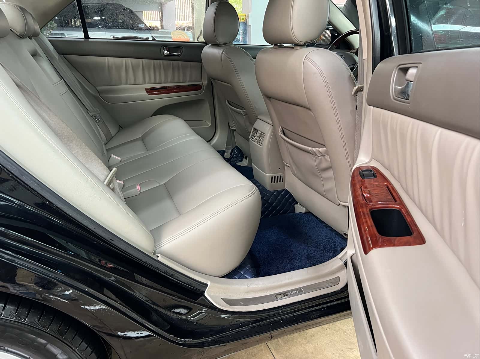 Toyota 05, 2005 10