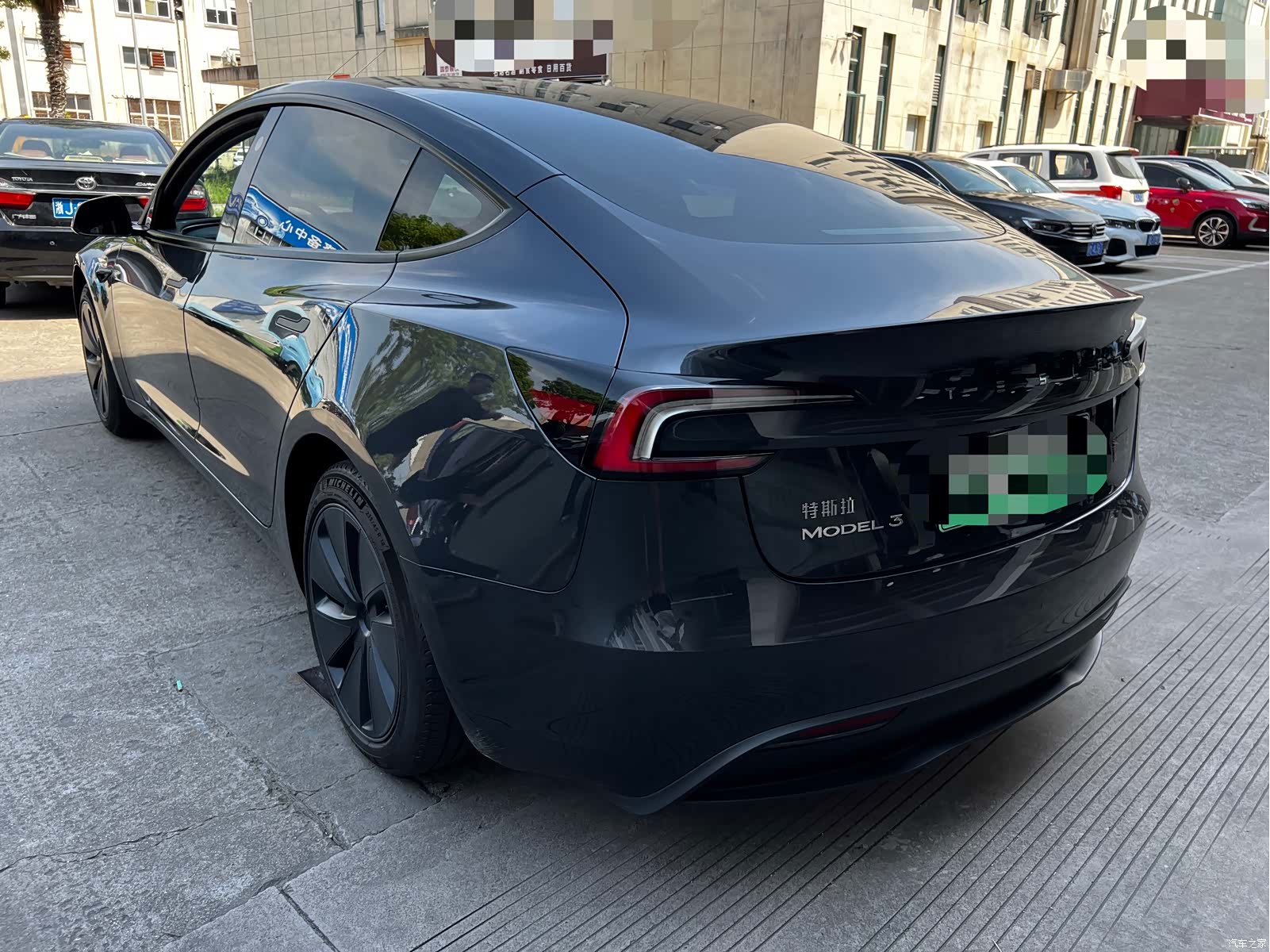 Tesla Model 3, 2024 16