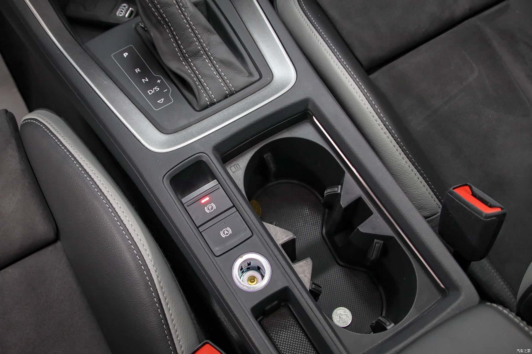 Audi Q3, 2023 12