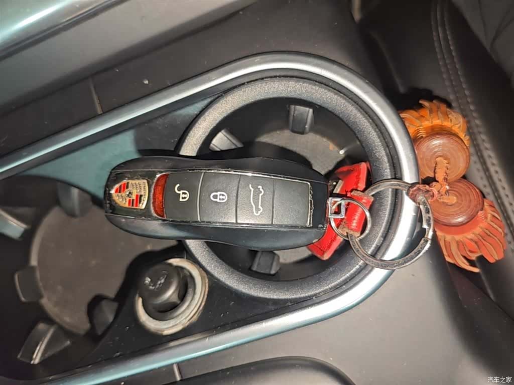 Porsche Cayenne, 2017 9