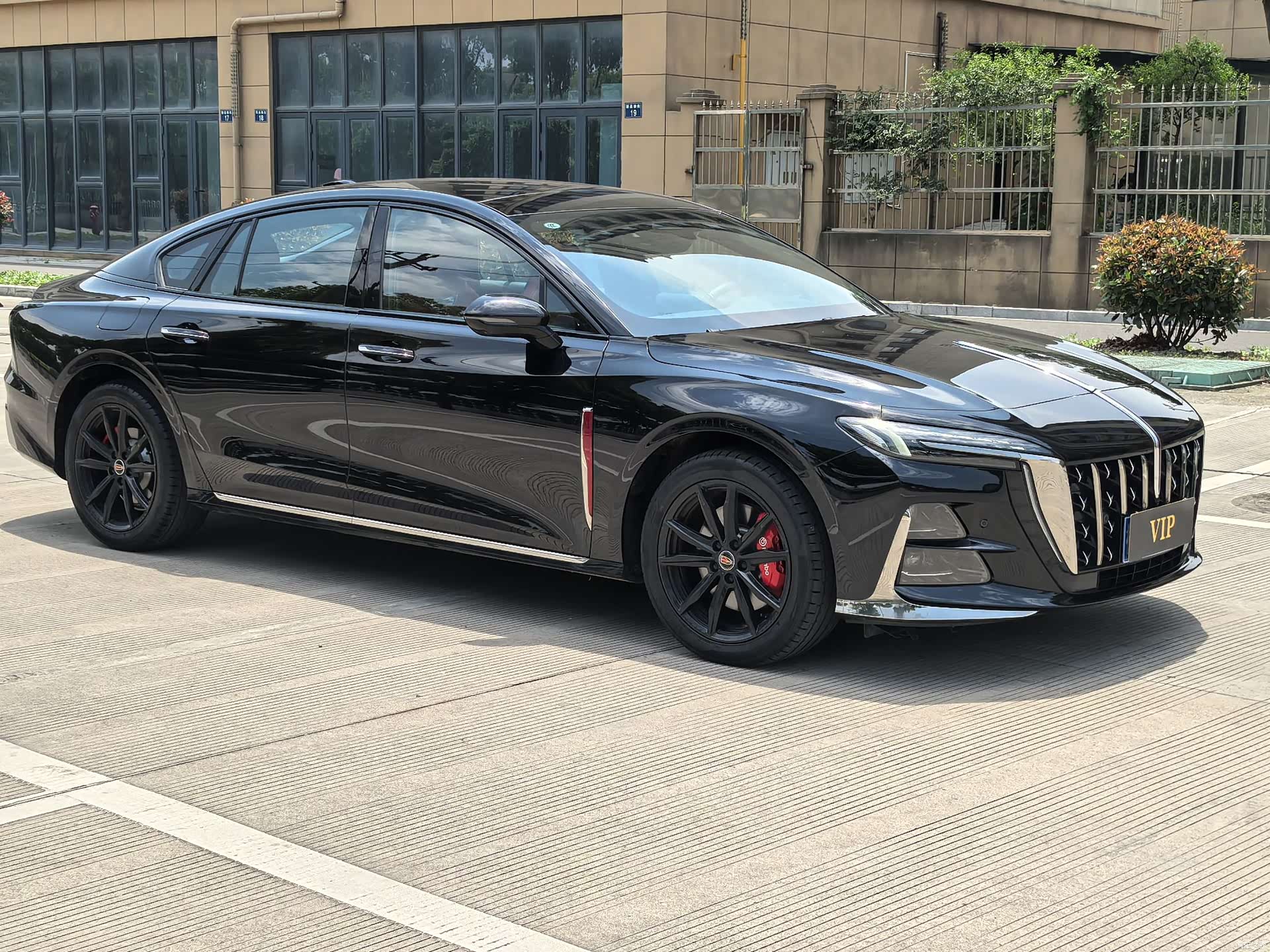 Hongqi H6, 2025 3