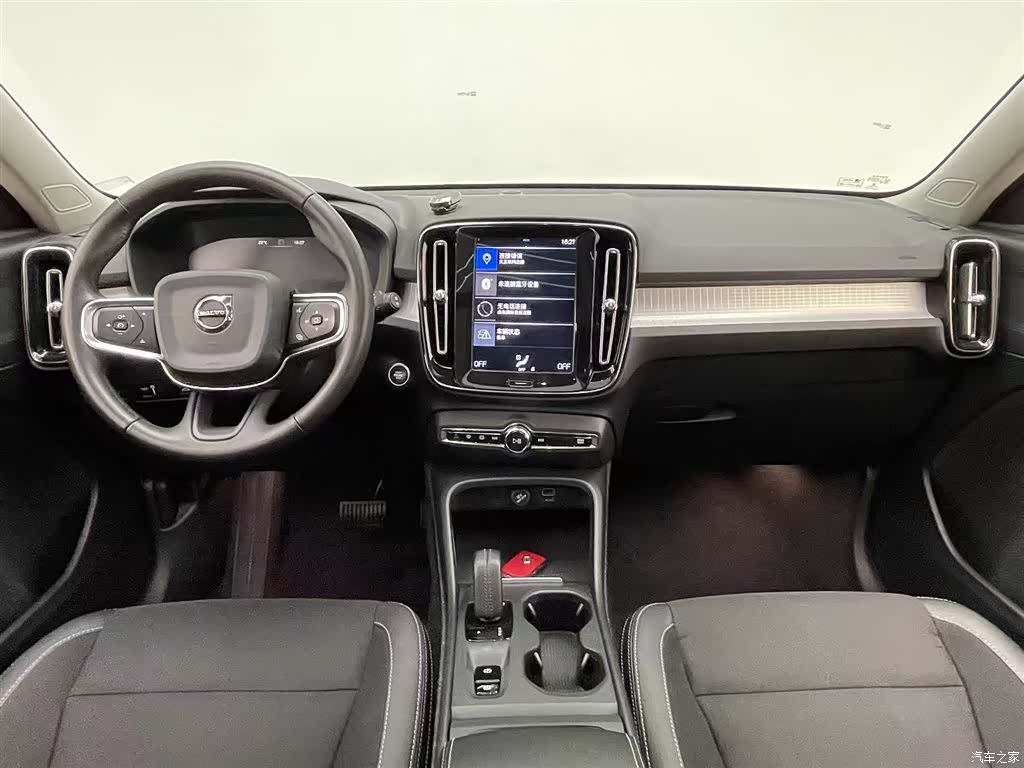 Volvo XC40, 2019 7