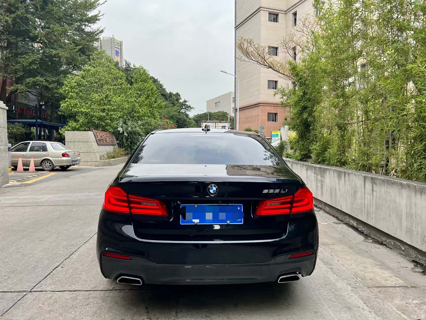 BMW 5 Series, 2019 все фото