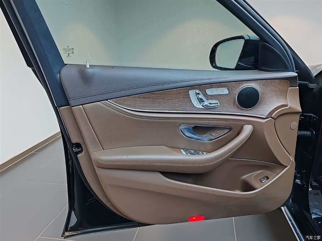 Mercedes-Benz E-Class, 2018 8
