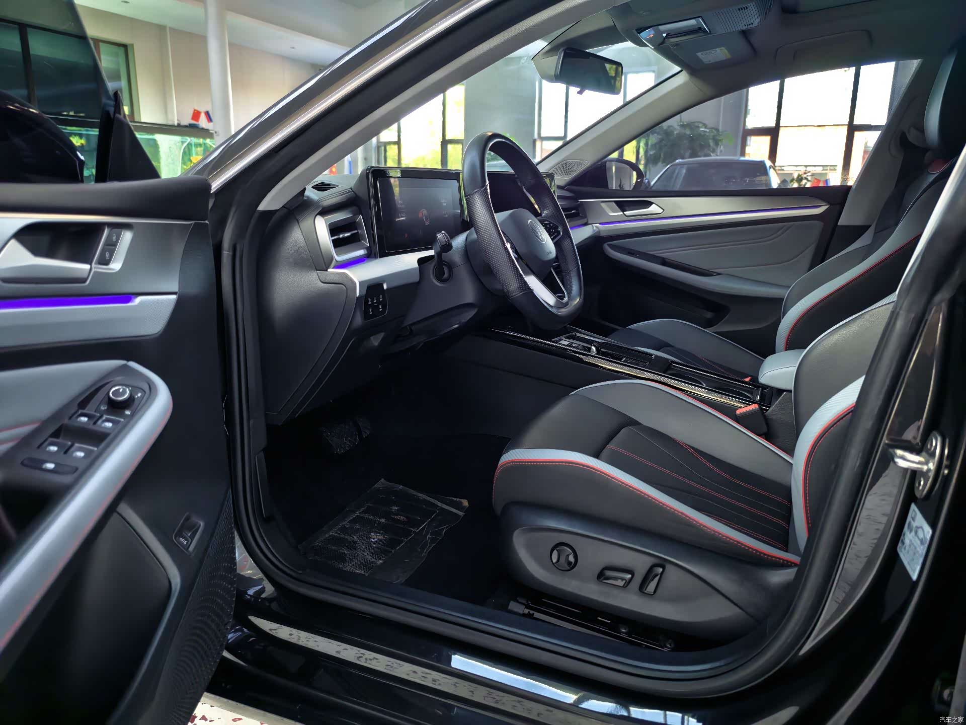 Volkswagen Lamando, 2022 7