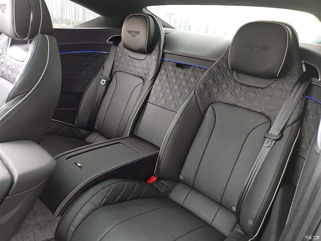 Bentley Continental GT, 2023 8