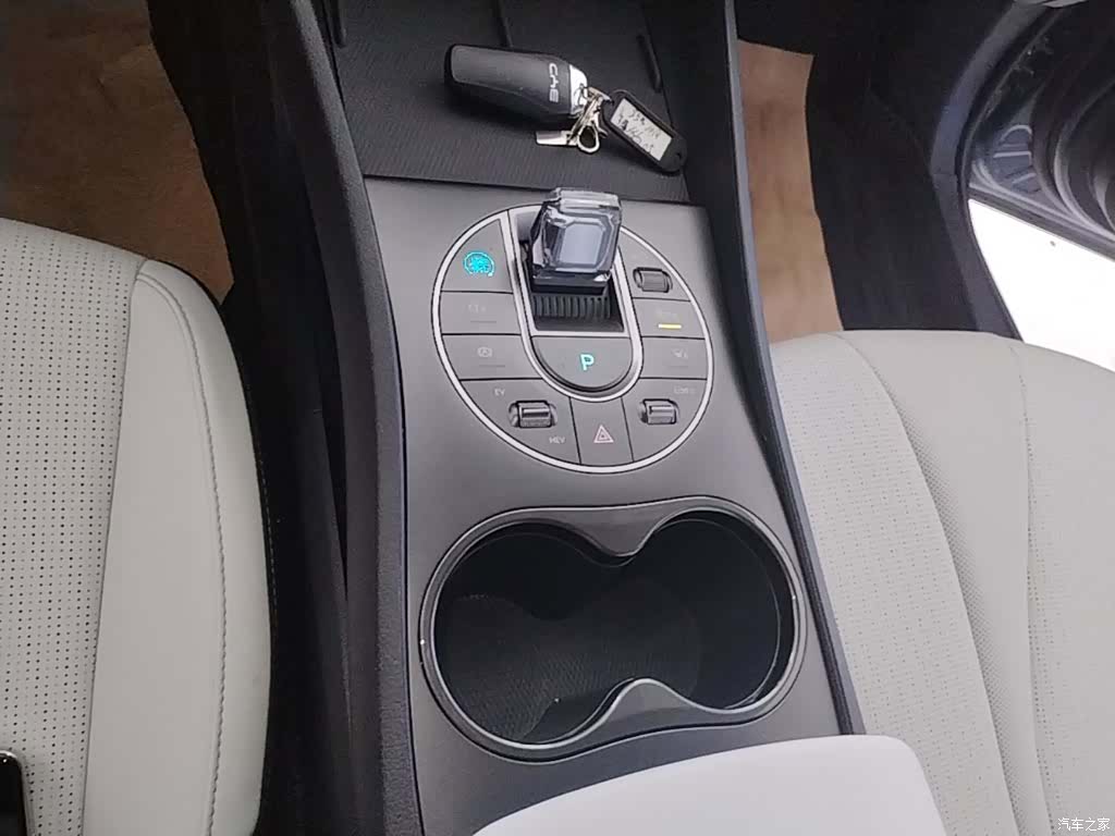 BYD Seal, 2025 14
