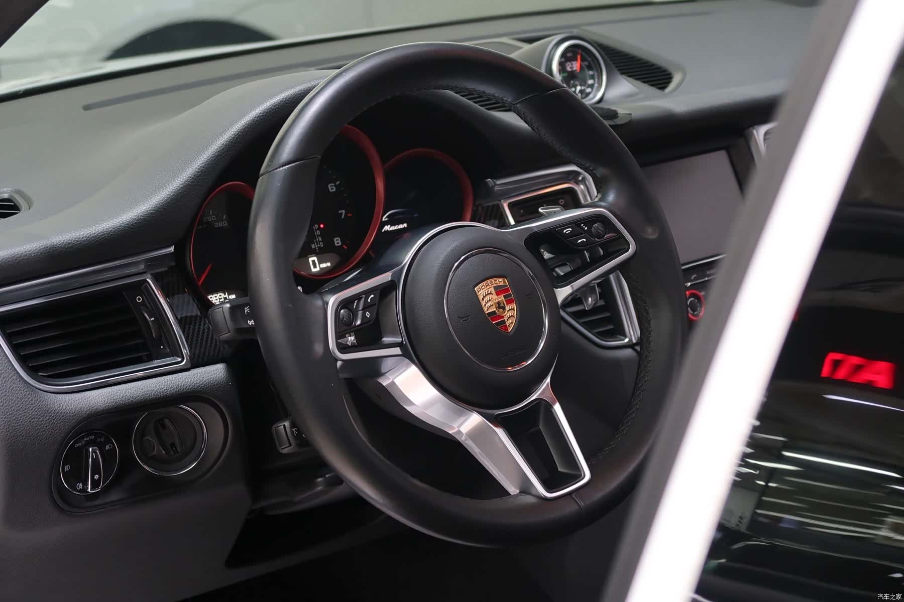 Porsche Macan, 2014 все фото