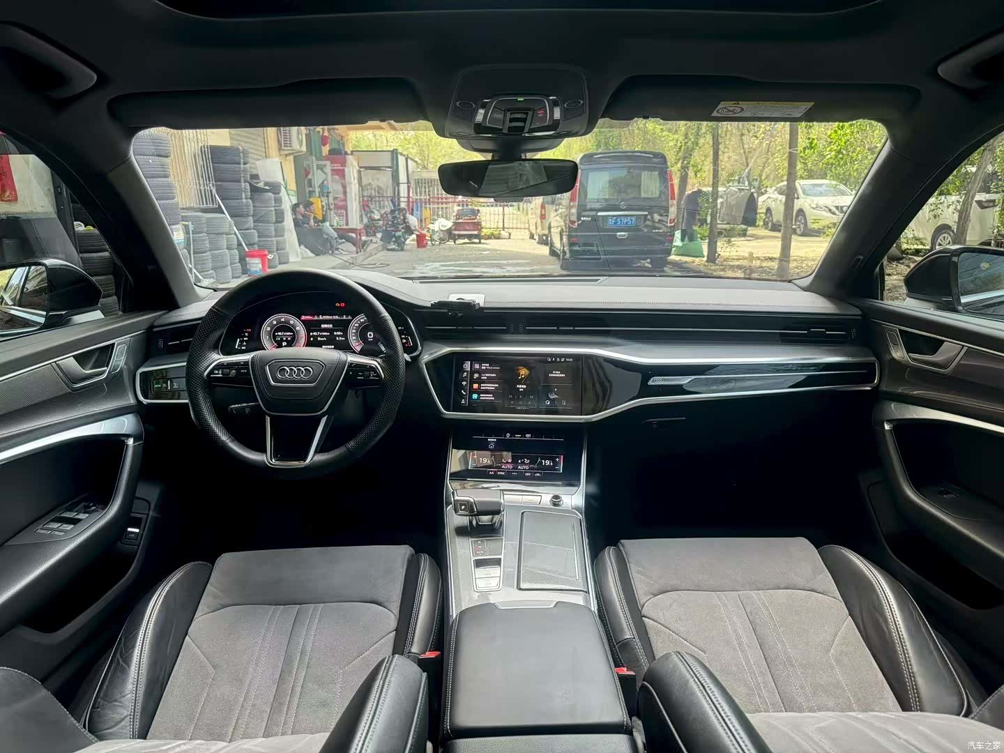 Audi A6L, 2023 все фото