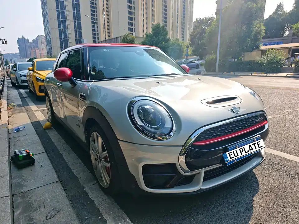 MINI JCW CLUBMAN