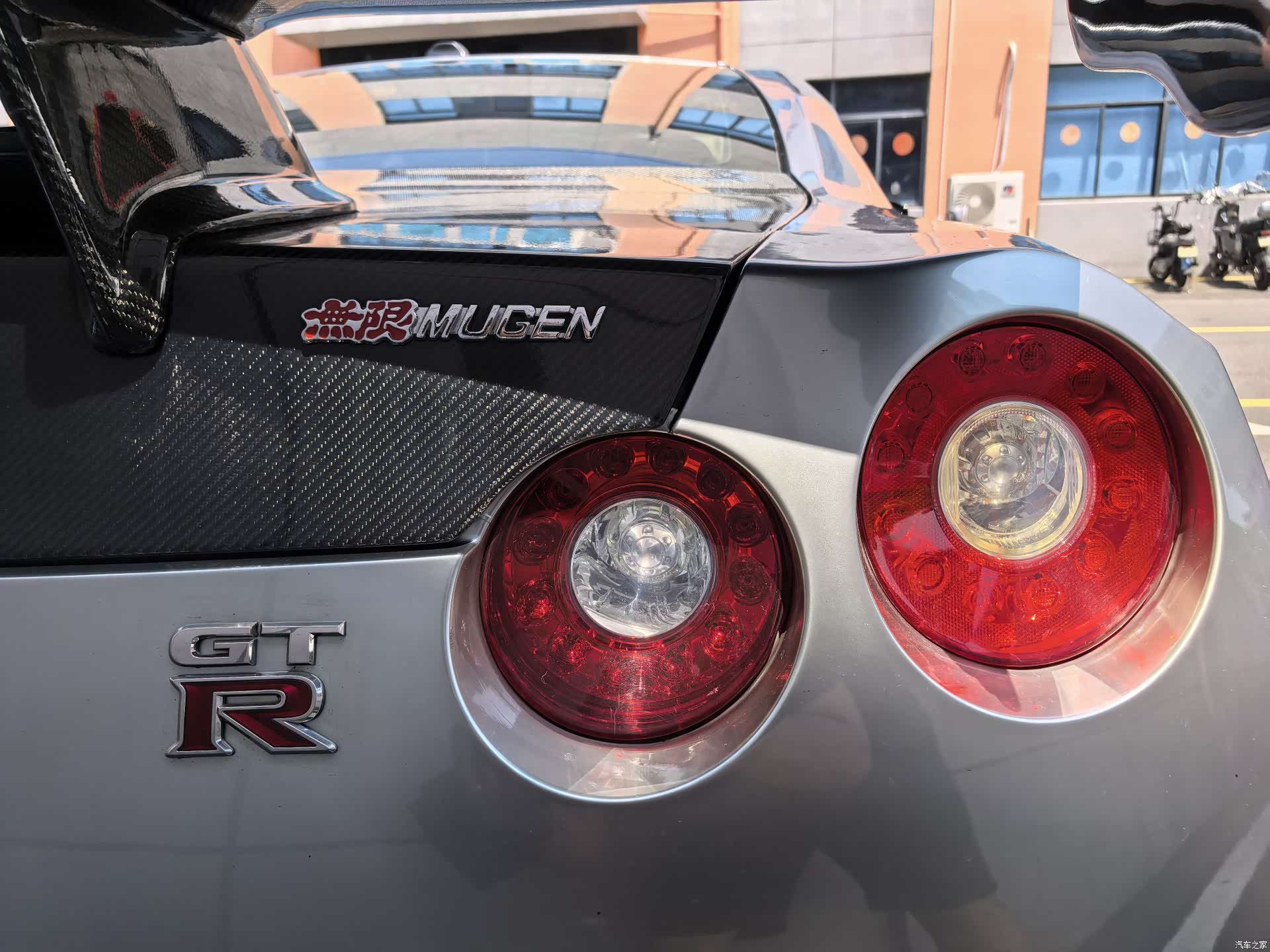 Nissan GT-R, 2013 11