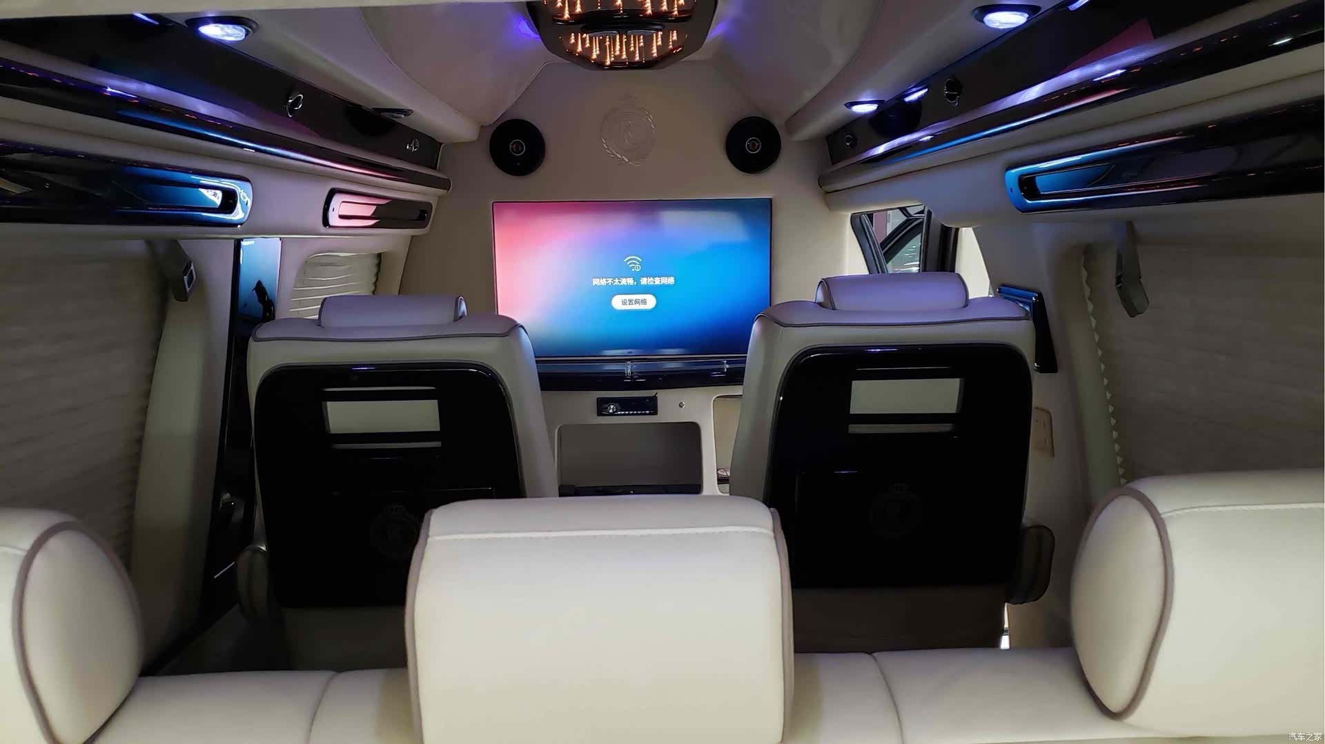 GMC SAVANA, 2017 6