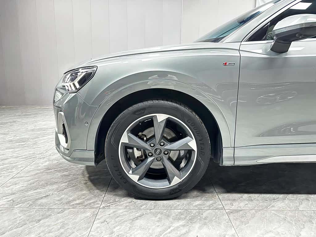 Audi Q3, 2023 7