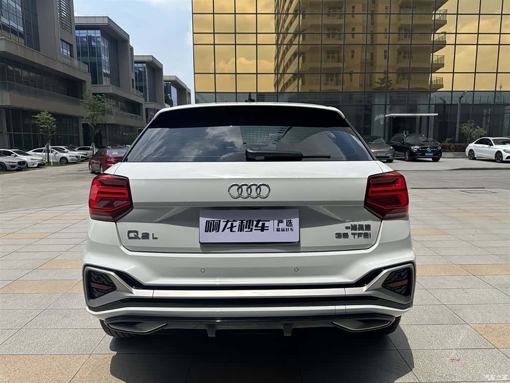 Audi Q2L, 2022 4
