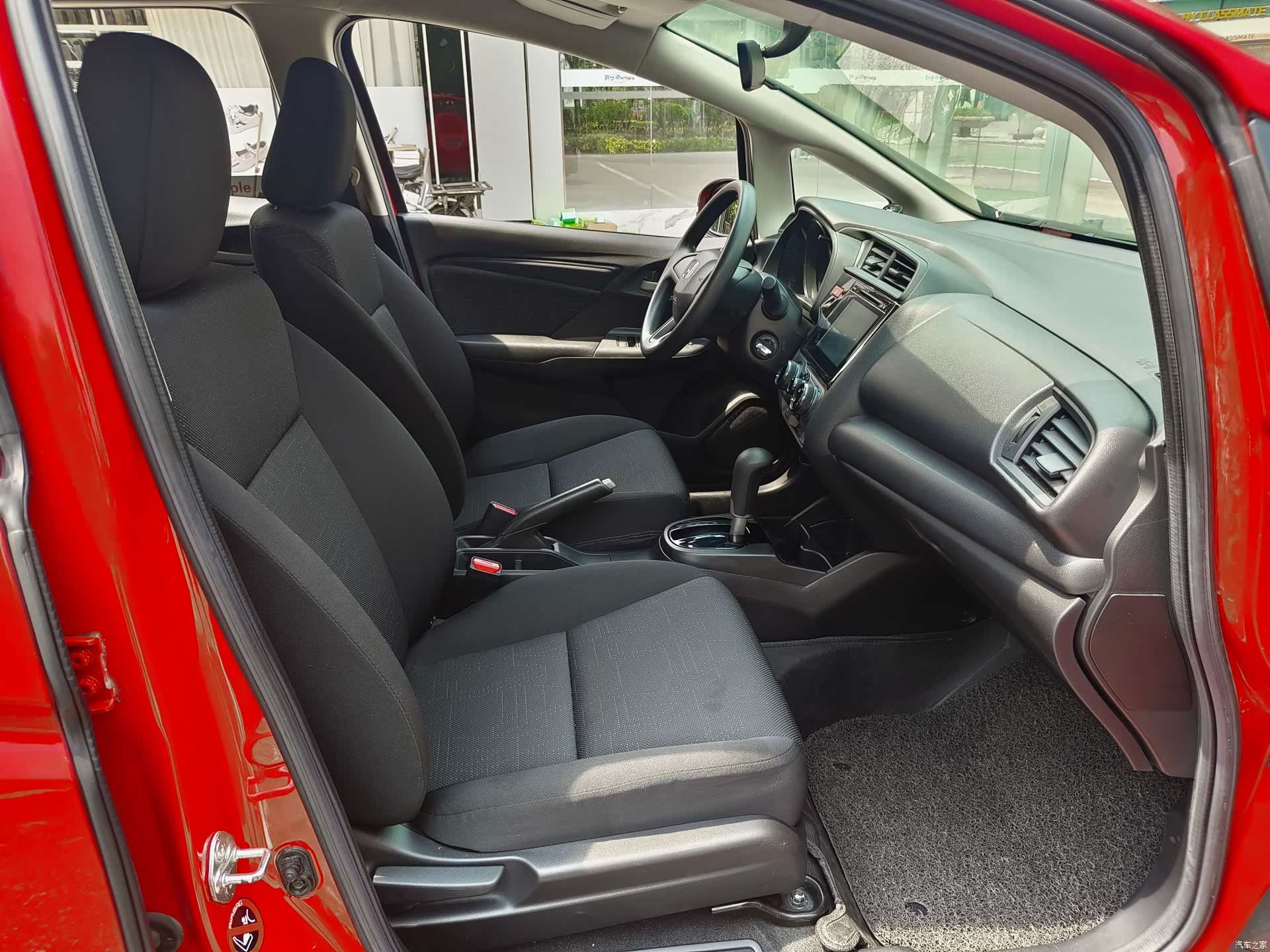 Honda Fit, 2016 10