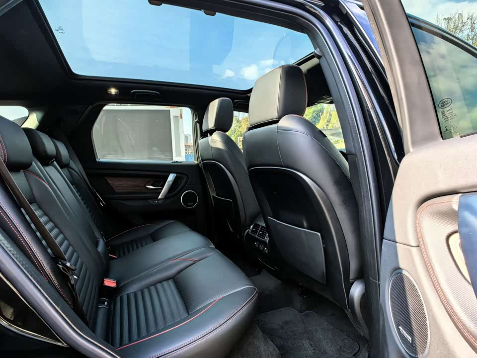 Land Rover Discover sports