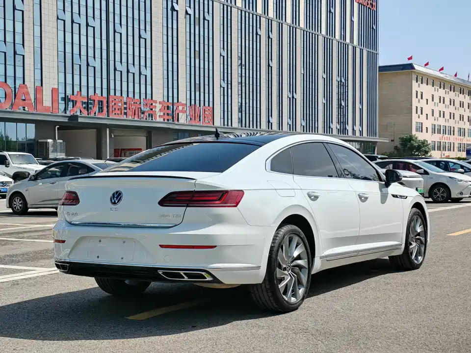 Volkswagen CC