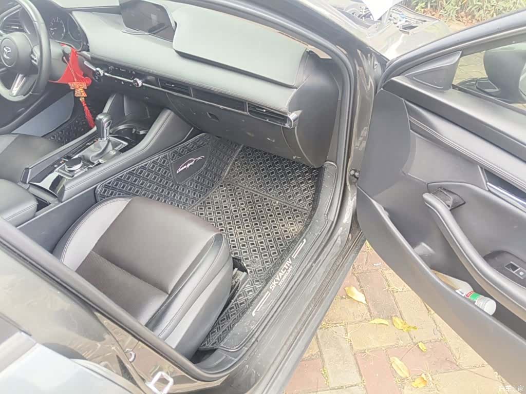 Mazda Mazda3, 2020 11