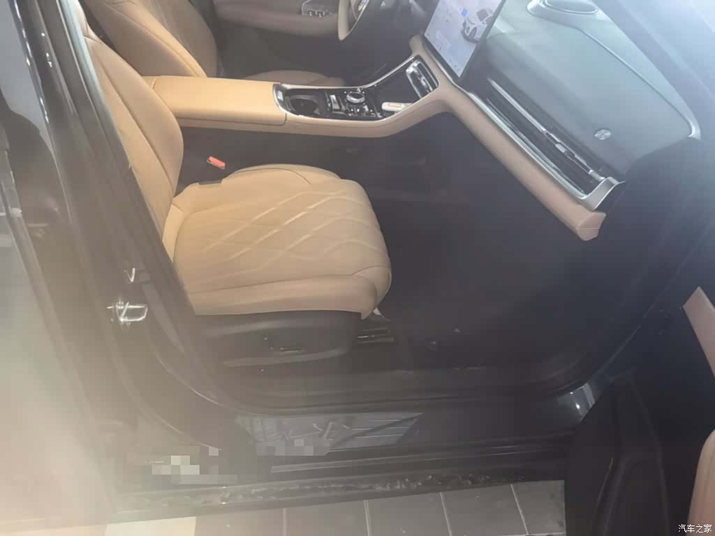 Geely A7, 2025 25