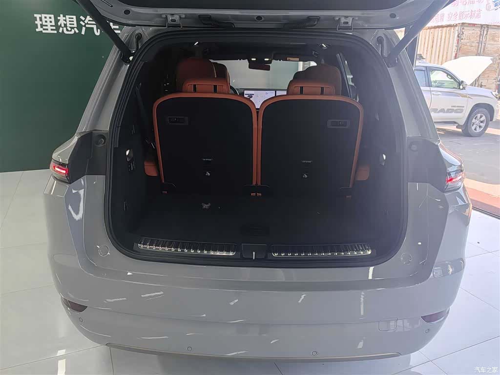 Li Auto L9, 2025 все фото