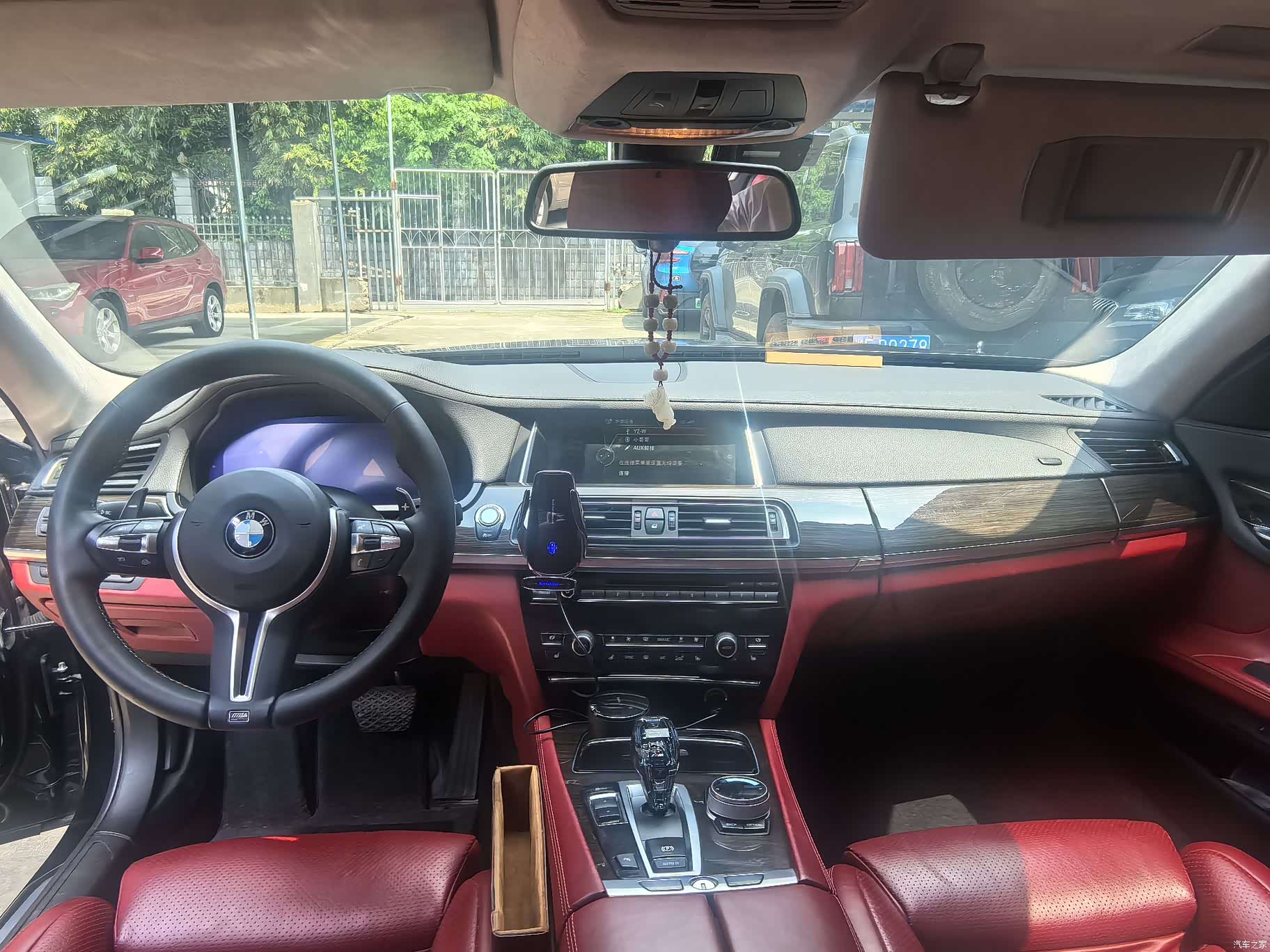 BMW 7 Series, 2014 10