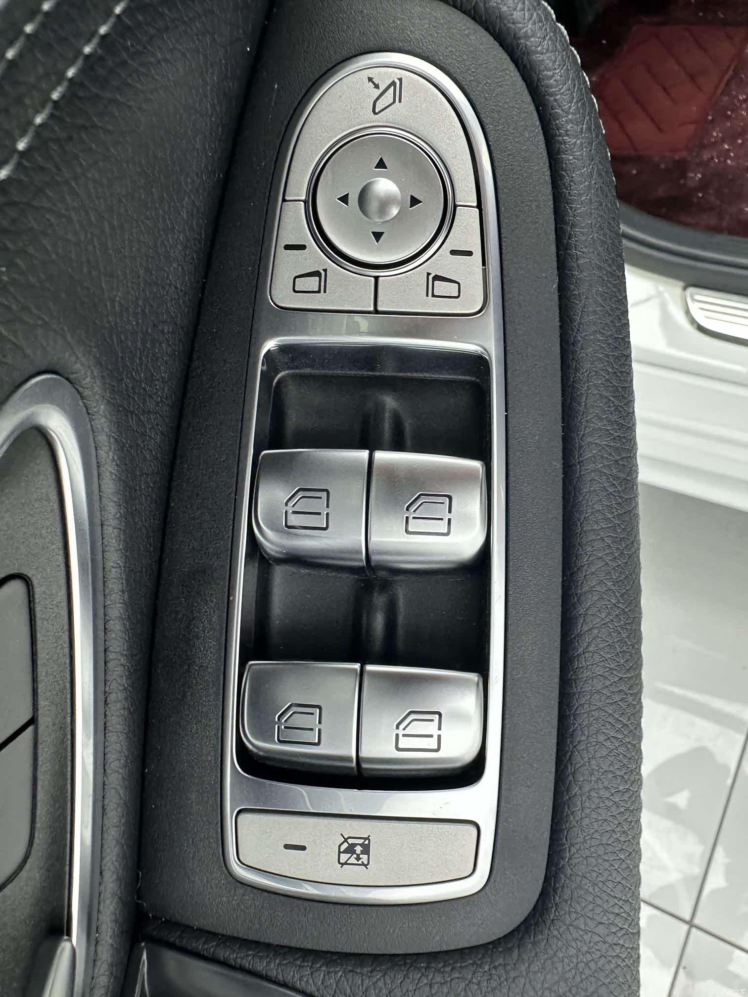 Mercedes-Benz C-Class, 2020 10