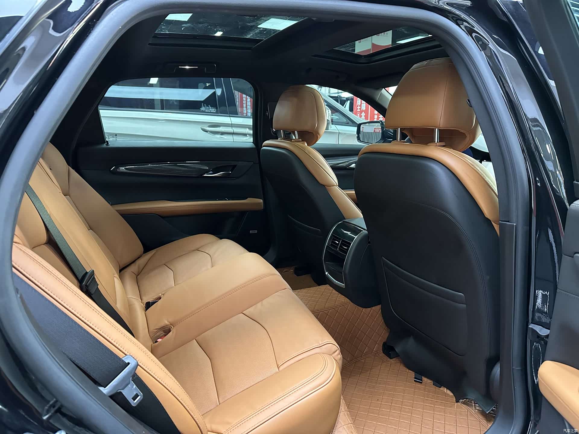 Cadillac CT6, 2022 10
