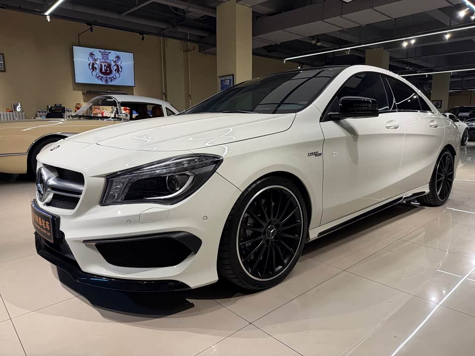 Mercedes-Benz CLA AMG