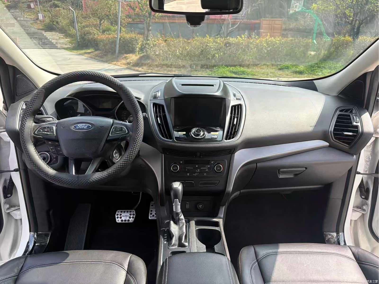 Ford Kuga, 2017 9