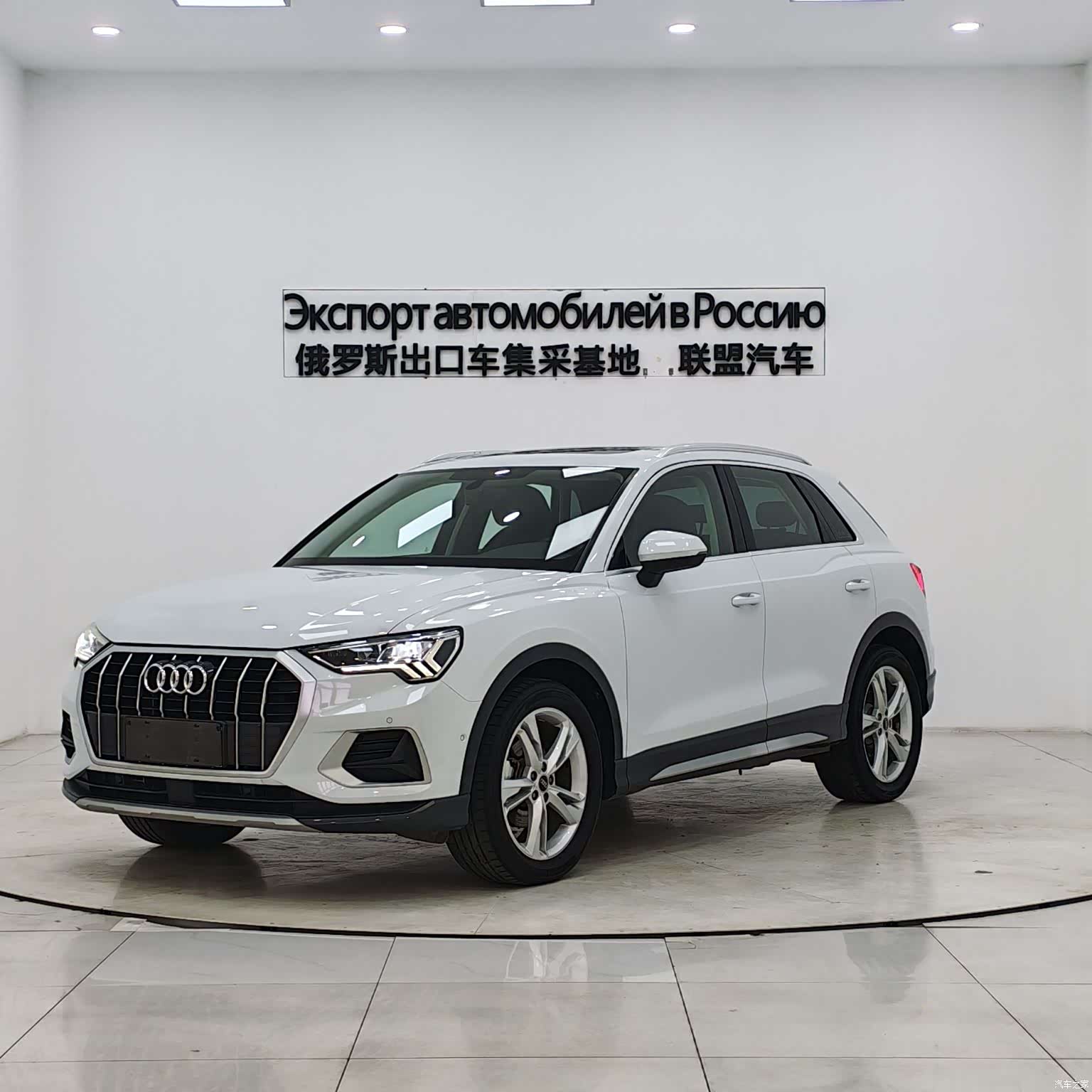 Audi Q3, 2022 1