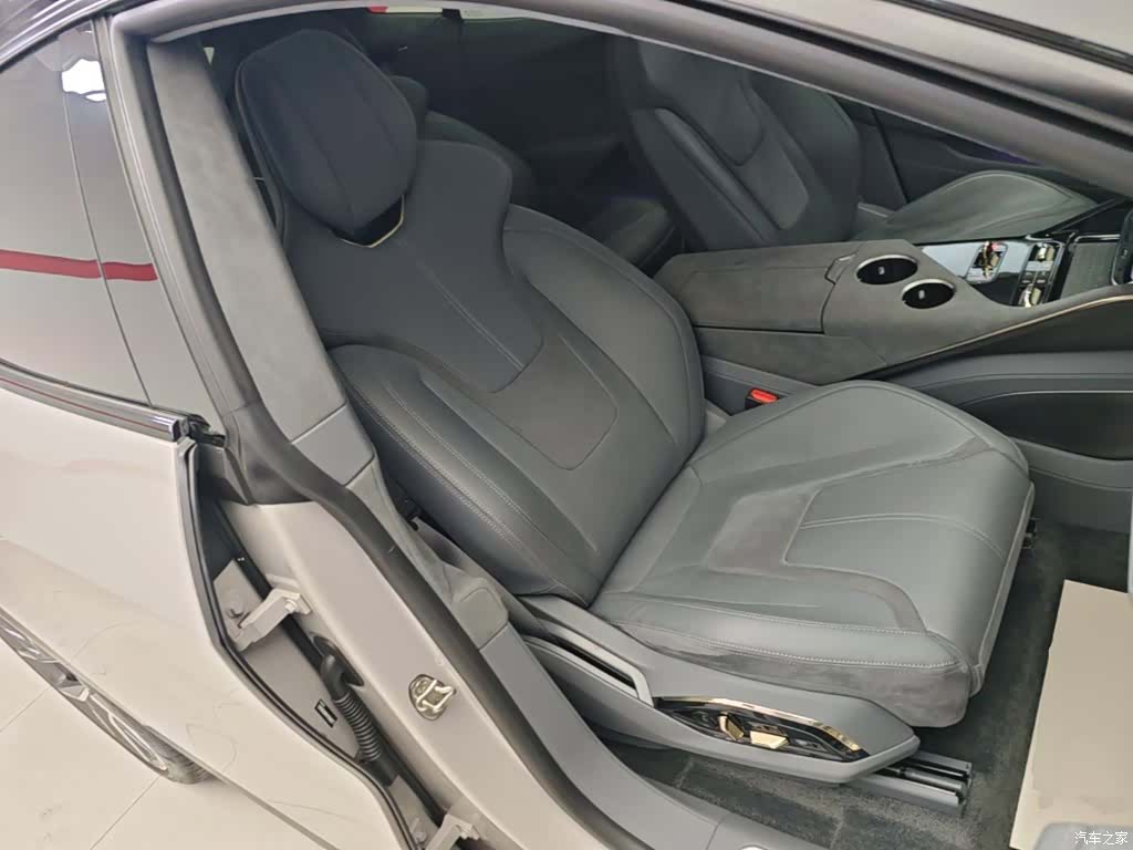 Lotus ELETRE, 2023 20