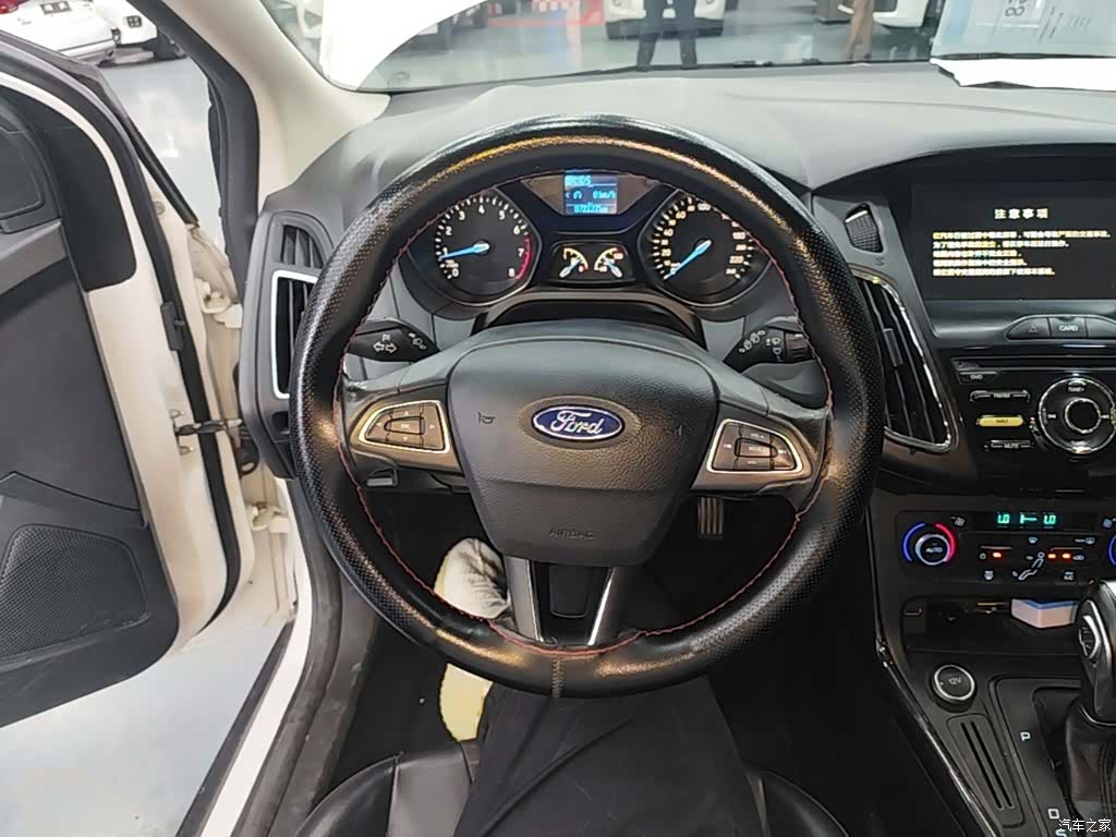 Ford Focus, 2016 11