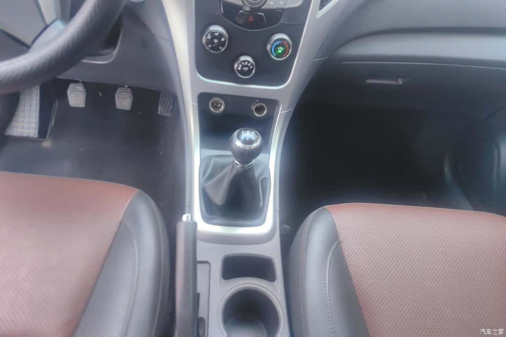 BYD F3, 2018 16