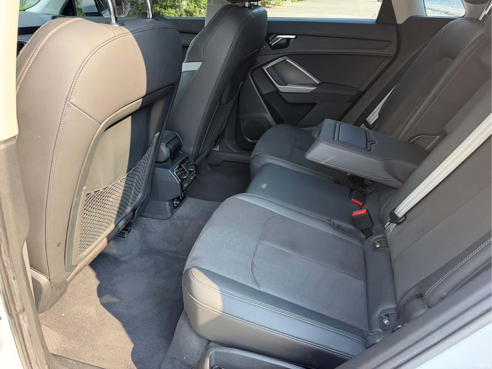 Audi Q3, 2022 12