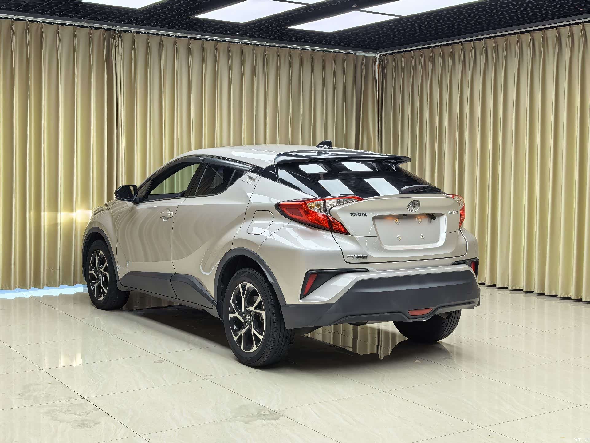 Toyota C-HR, 2021 21