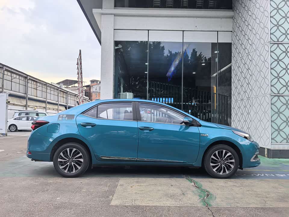 Toyota Corolla dual engine E+